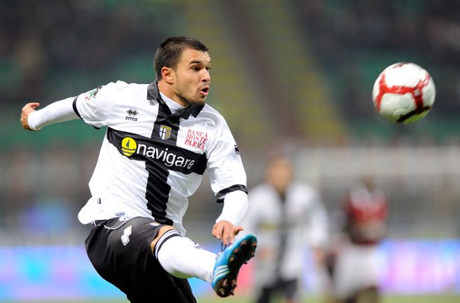 Валери Божинов с екипа на "Парма"