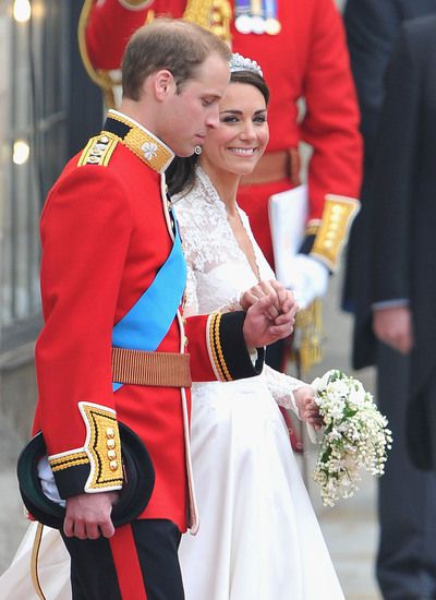 Принц Уилям и Кейт Мидълтън като младоженци