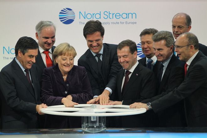 Ангела Меркел пуска "Северен поток"
