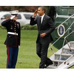 Барак Обама каца в Белия дом