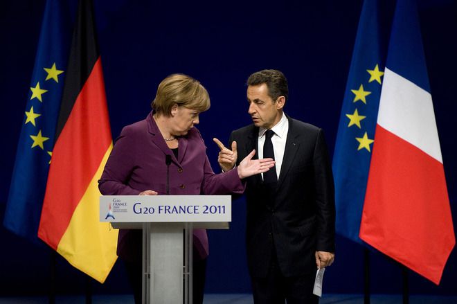 Саркози и Меркел след среща с гръцкия премиер