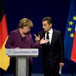 Саркози и Меркел след среща с гръцкия премиер