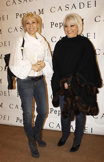 Гала и Джуджи в бяло и черно