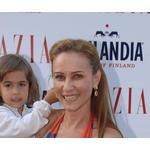 Радост Драганова със своята дъщеря Изабела
