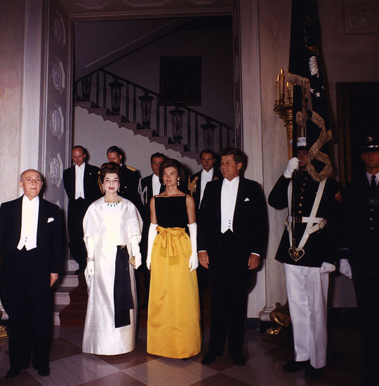 Джон Кенеди и Джаки на вечеря в чест на президента на Перу