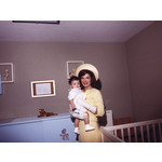 Джаки Кенеди с мексиканско бебе, юни 1962