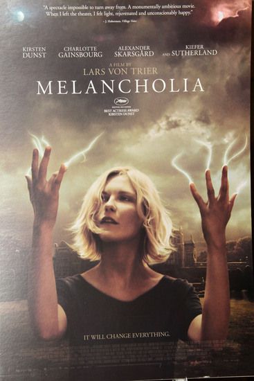 Плакат на "Меланхолия" с Кирстен Дънст