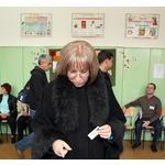 Цецка Цачева гласува в Плевен