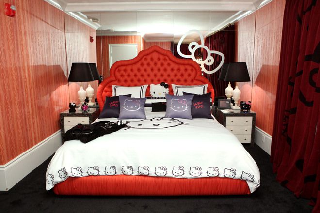 Спалня в стил "Хелоу Кити"