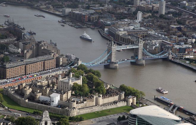 Лондон: Темза и Тауър Бридж