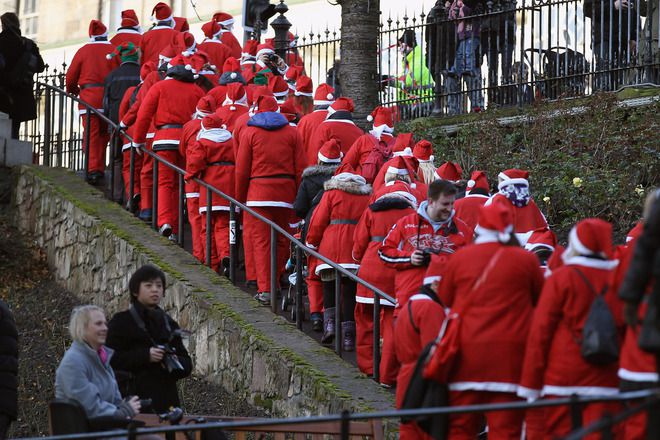 Дядо Коледа - мултиплициран