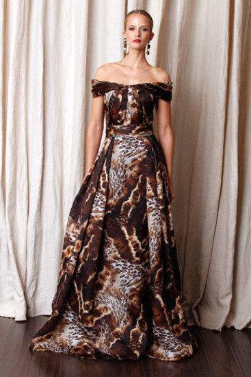 Naeem Khan Pre-Fall | 24