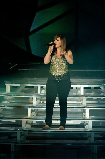 VH1 Divas 2011: Кели Кларксън на сцената