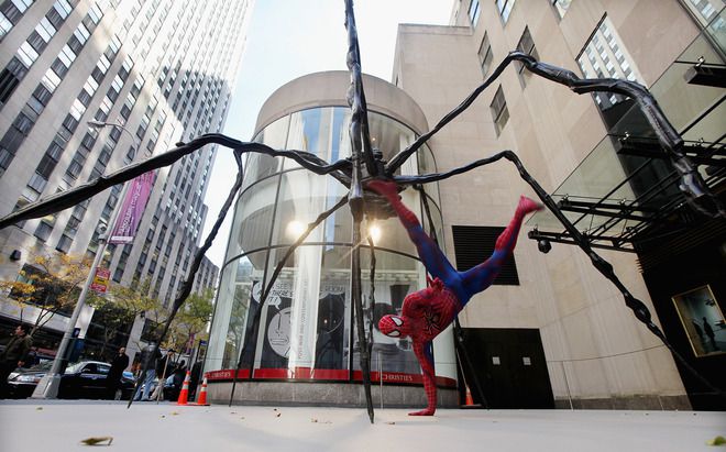 Спайдърмен и паякът