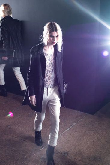 Theyskens' Theory Pre-Fall | 17