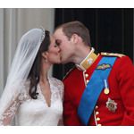 Кралската сватба: Целувката