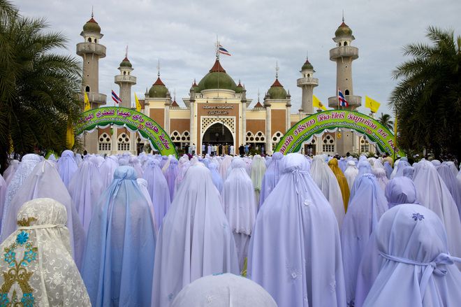 Мюсюлманки в Тайланд