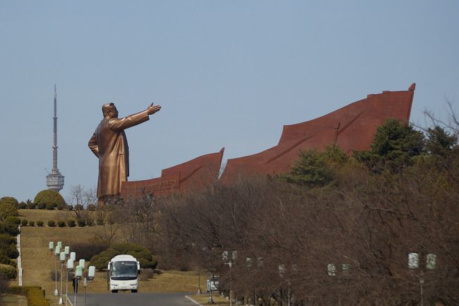 Монументът на Ким Ир Сен