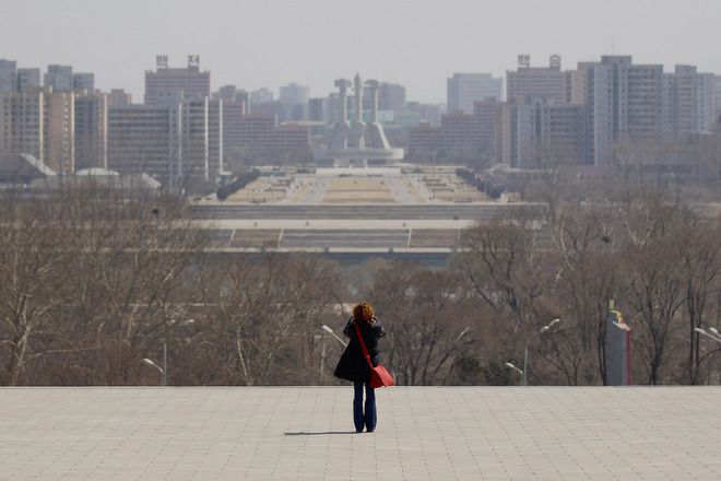 Монументът на партията в Пхенян