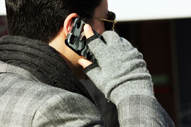 Скрий и iPhone-a си