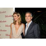 Джордж Клуни с приятелката си