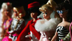 Иран забранява куклата Барби