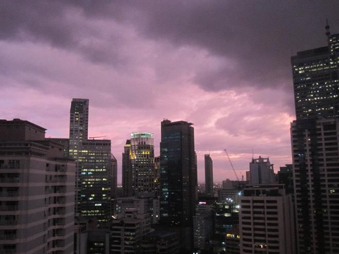 Манила вечер