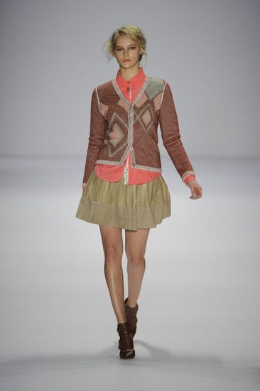 Ескада Спорт 11, есен-зима 2012