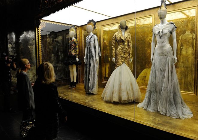 Alexander McQueen: Savage Beauty