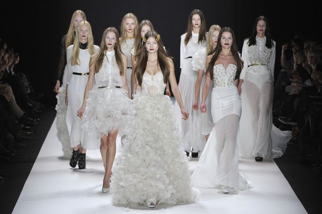 Другите булки на Kaviar Gauche