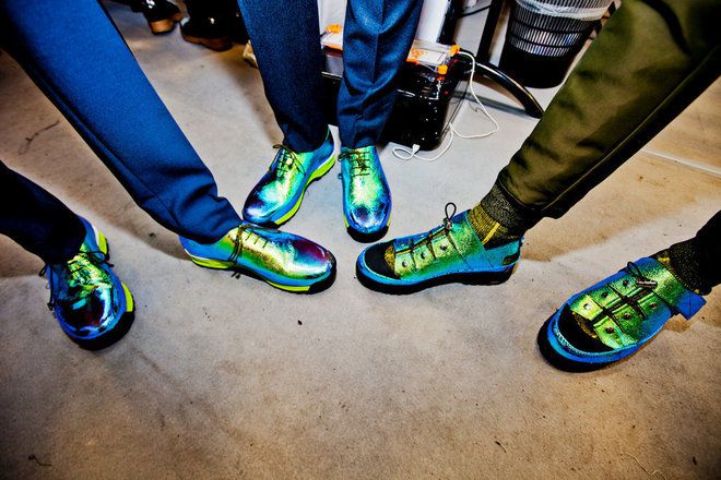 Космически обувки