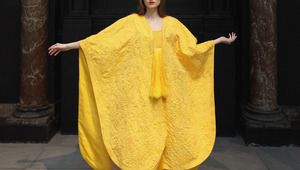 Дреха от паякова коприна