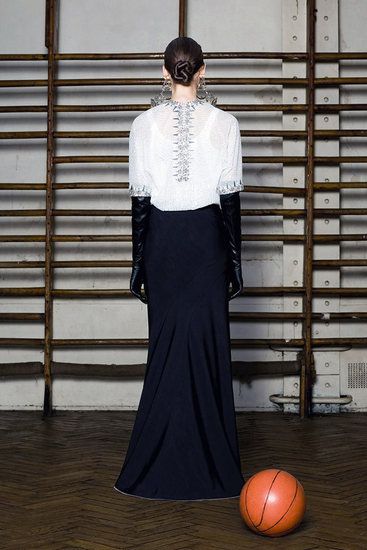 Givenchy висша мода пролет'12 | 8 гръб