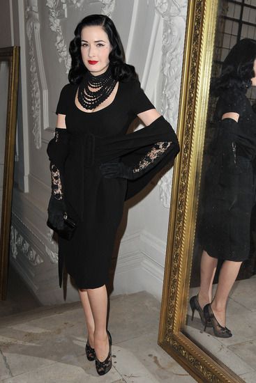 Дита фон Тийз на ревюто на Готие