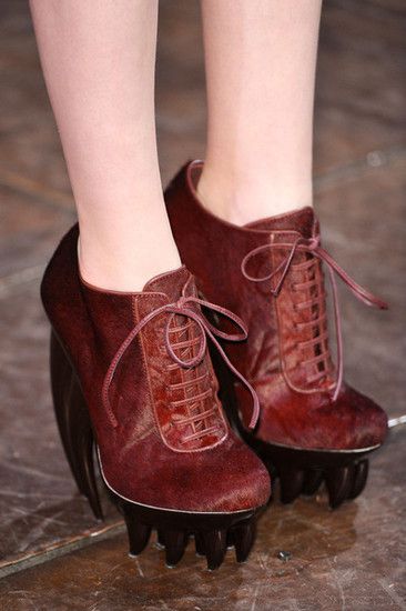 Iris Van Herpen 2012 | 22