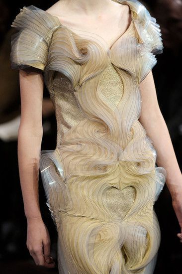 Iris Van Herpen 2012 | 9