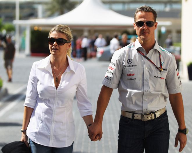 Михаел Шумахер със съпругата си