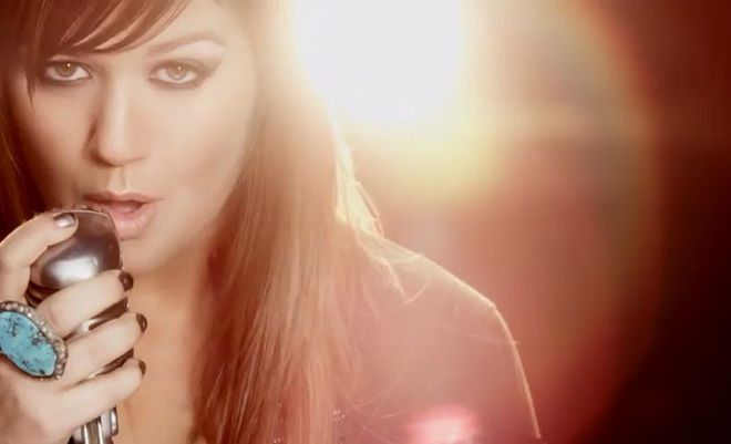 Kelly Clarkson - Stronger (What Doesn't Kill You)