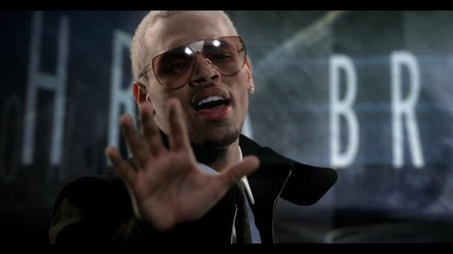 Pitbull - International Love ft. Chris Brown