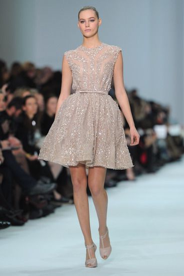 Рокли за червения килим (37)