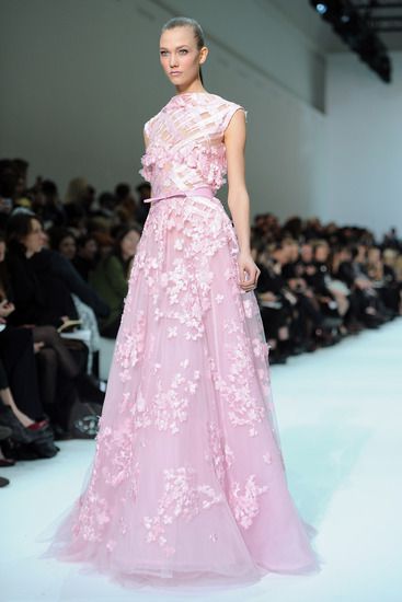 Рокли за червения килим (31)