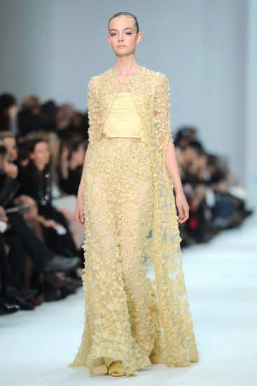 Рокли за червения килим (24)