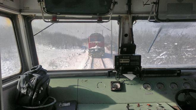Закъсал пътнически влак край Ресен