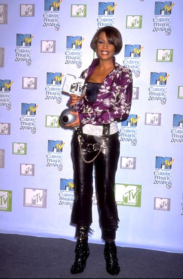 Уитни Хюстън, 1999 г.