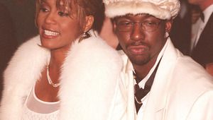 Уитни Хюстън със семейството си