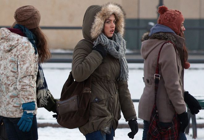 Туристи край Бранденбургската врата