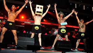 LMFAO на сцената