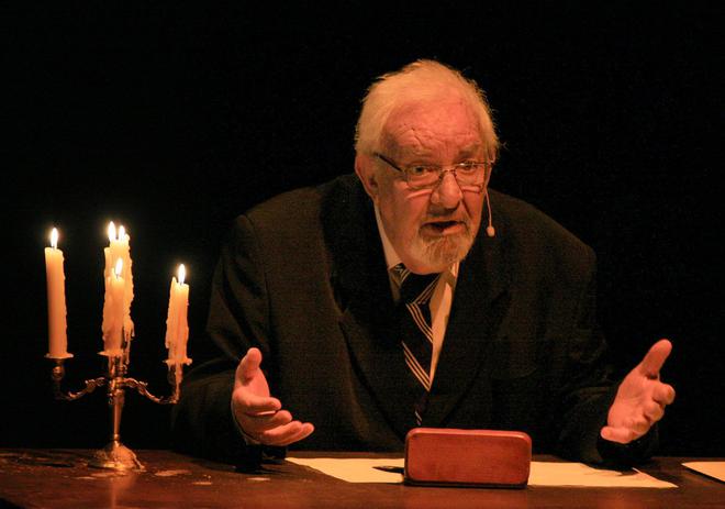 Георги Черкелов с "Българе"