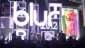 "Блър" отново на сцена