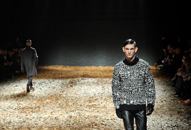 McQ, Александър Маккуин, Сара Бъртън